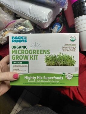 Organic Microgreens Grow Kit - Mighty Mix Superfoods (Green)